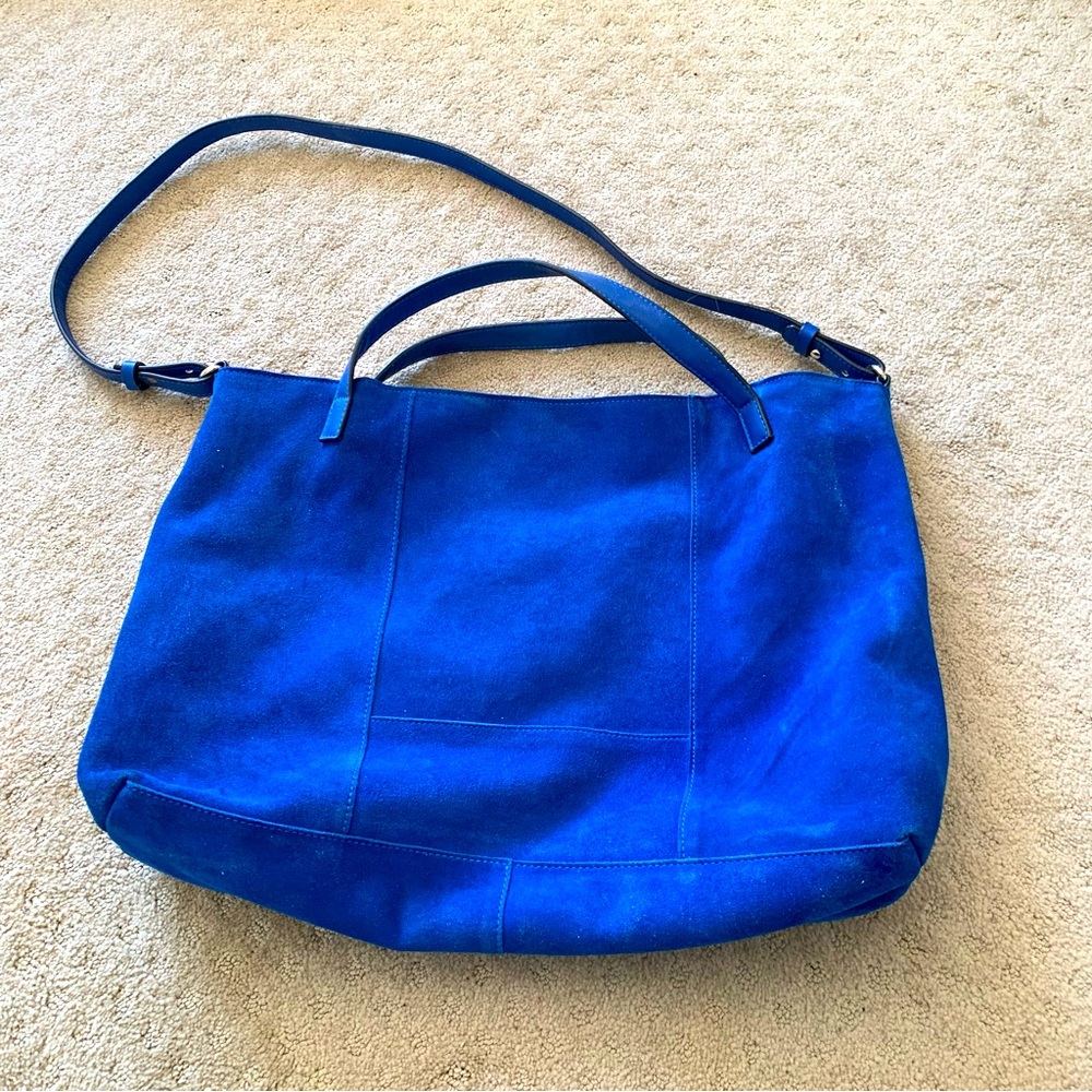 Beautiful bag Suede exterior and one interior pocket